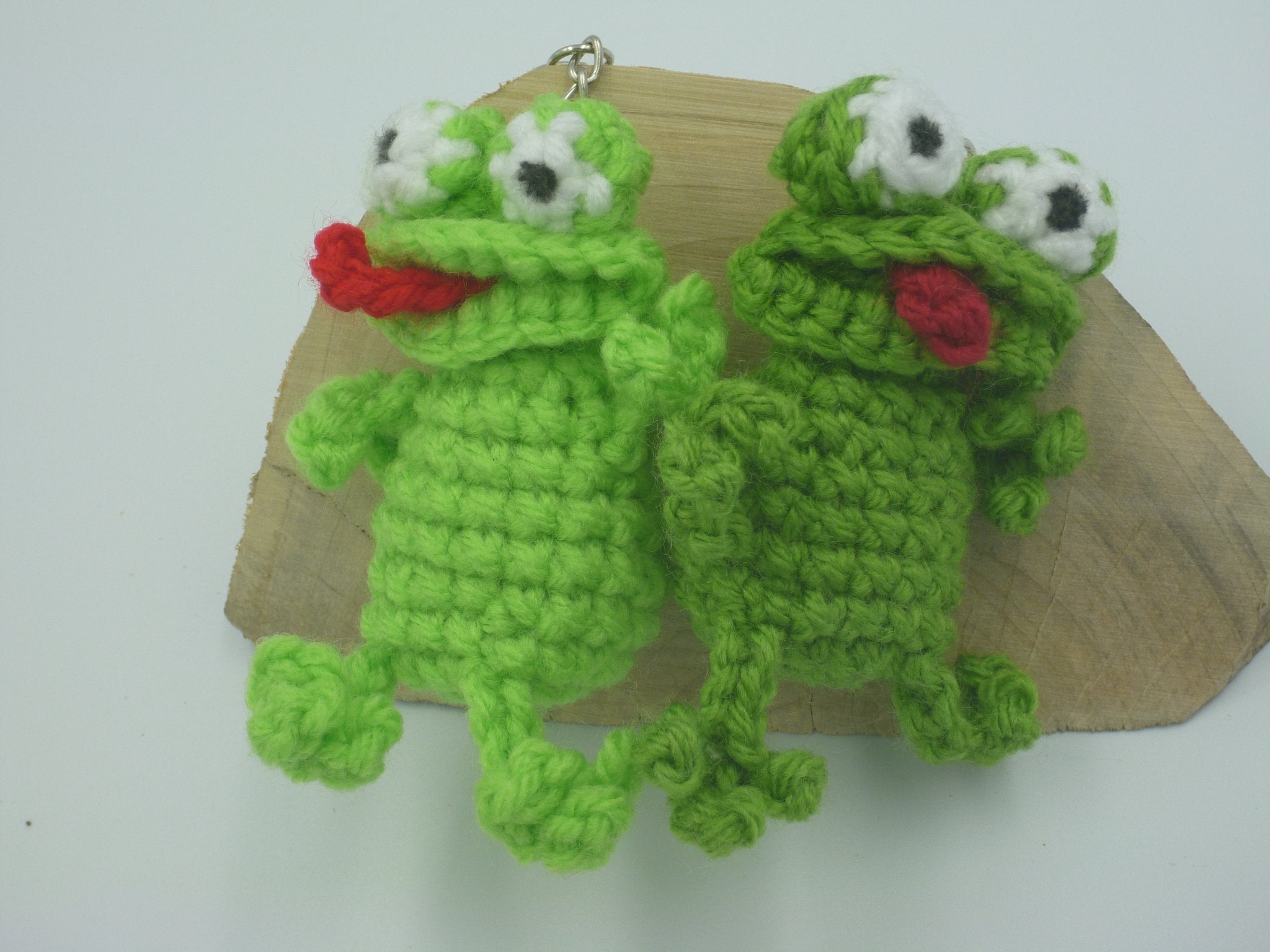 Green Hedge Creations - Funky Frog Bag Charm/Key Chain – The