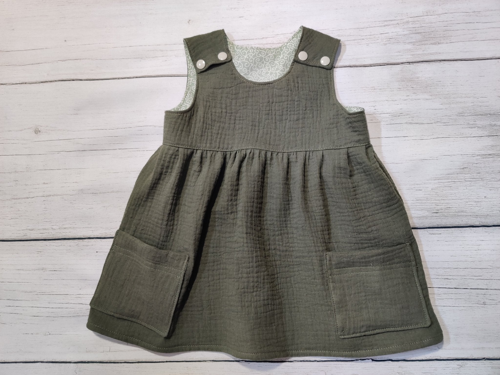 5fef922b396f5759083117ff_-42-green-gauze-jumper-11_1760309672103.jpg