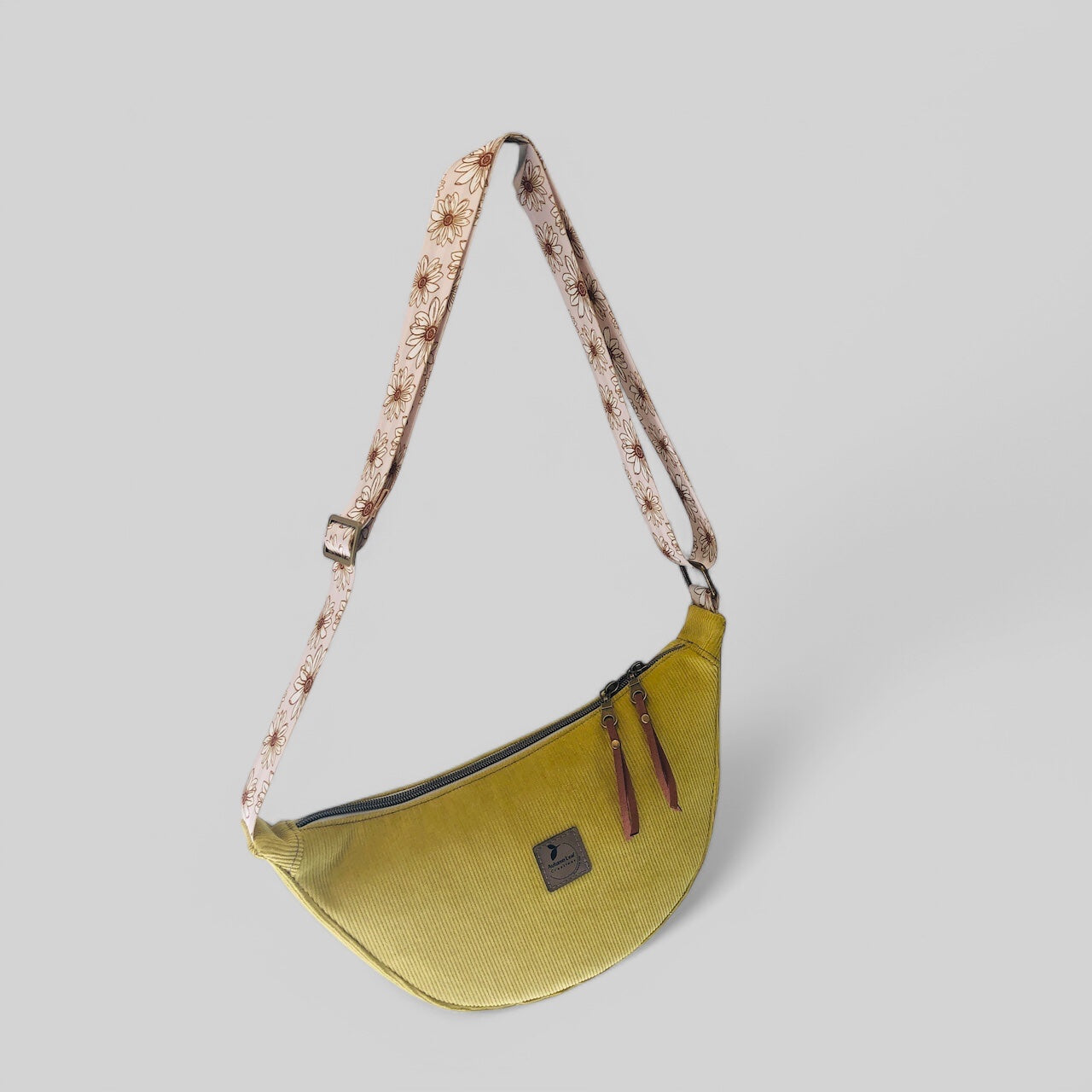 Autumn Leaf Creations - Crescent Bag