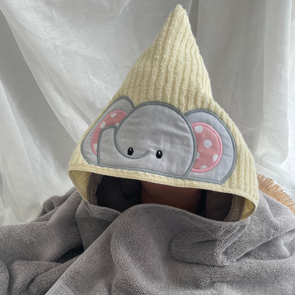 5fef922b396f5759083117ff_elephant-g-peeker-square_1780345346264.jpg