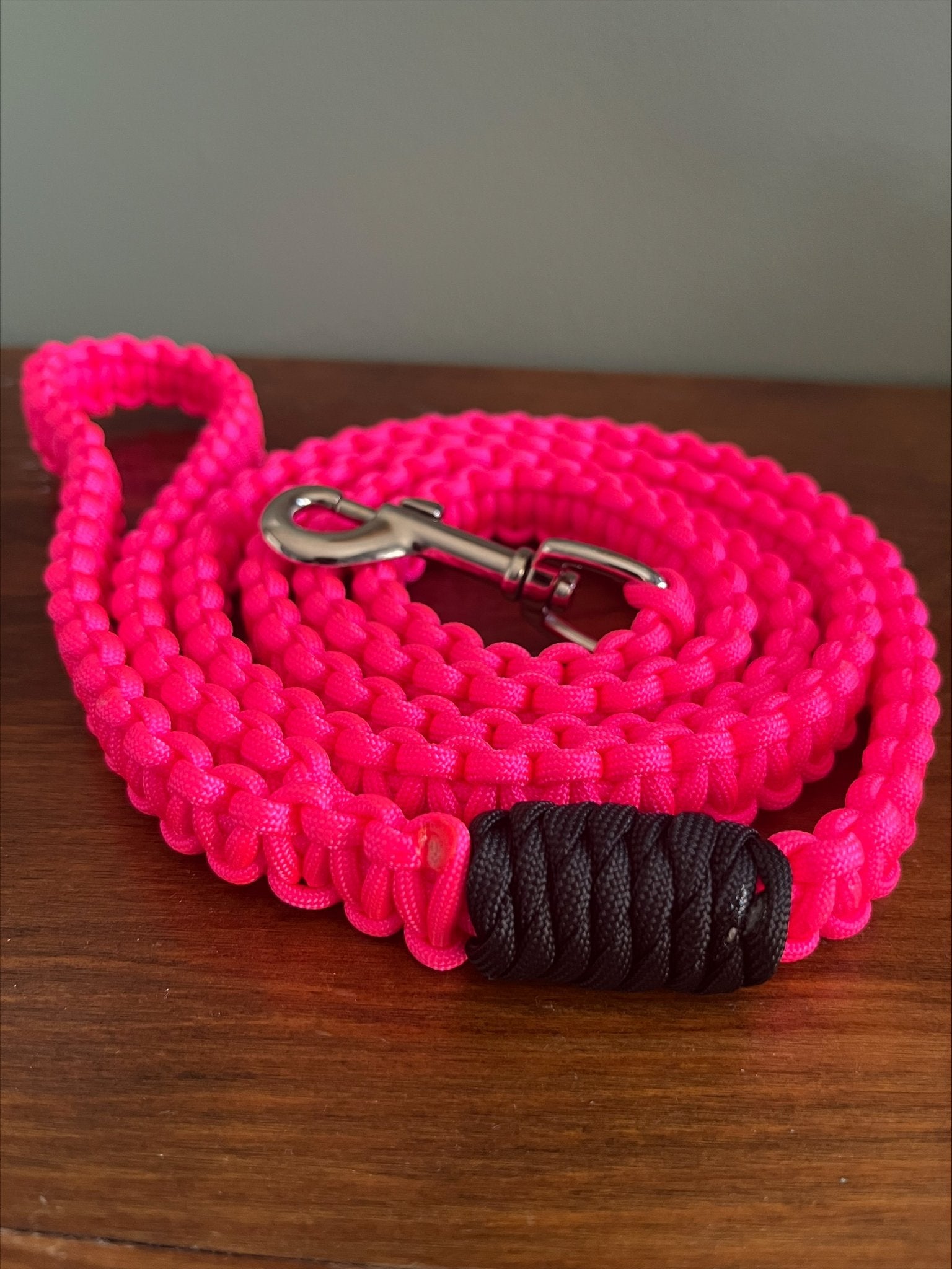 6402539f156d102fec901311_hot-pink_1769613435964.jpeg