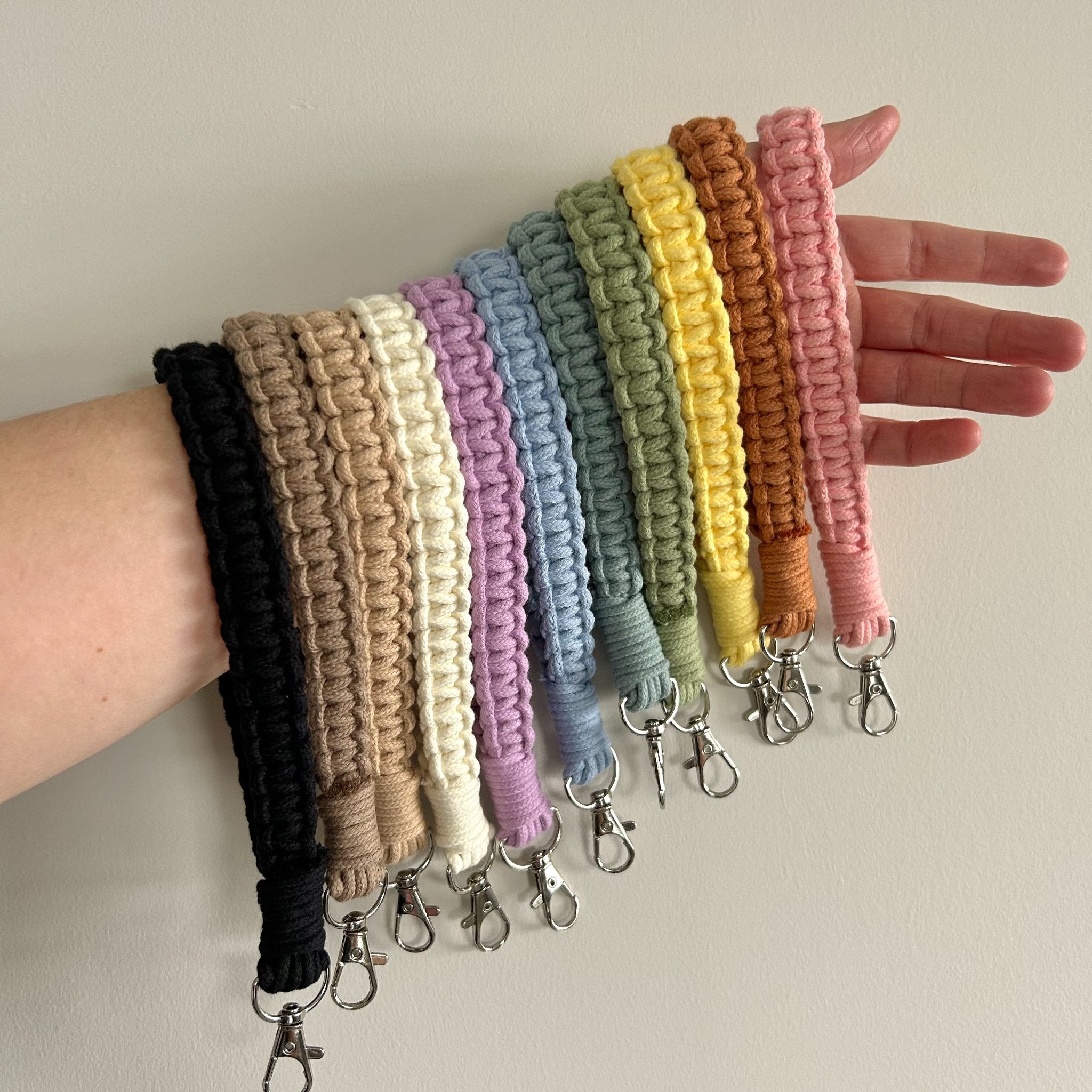 Penguin Knots - Macrame Wristlet Keychain
