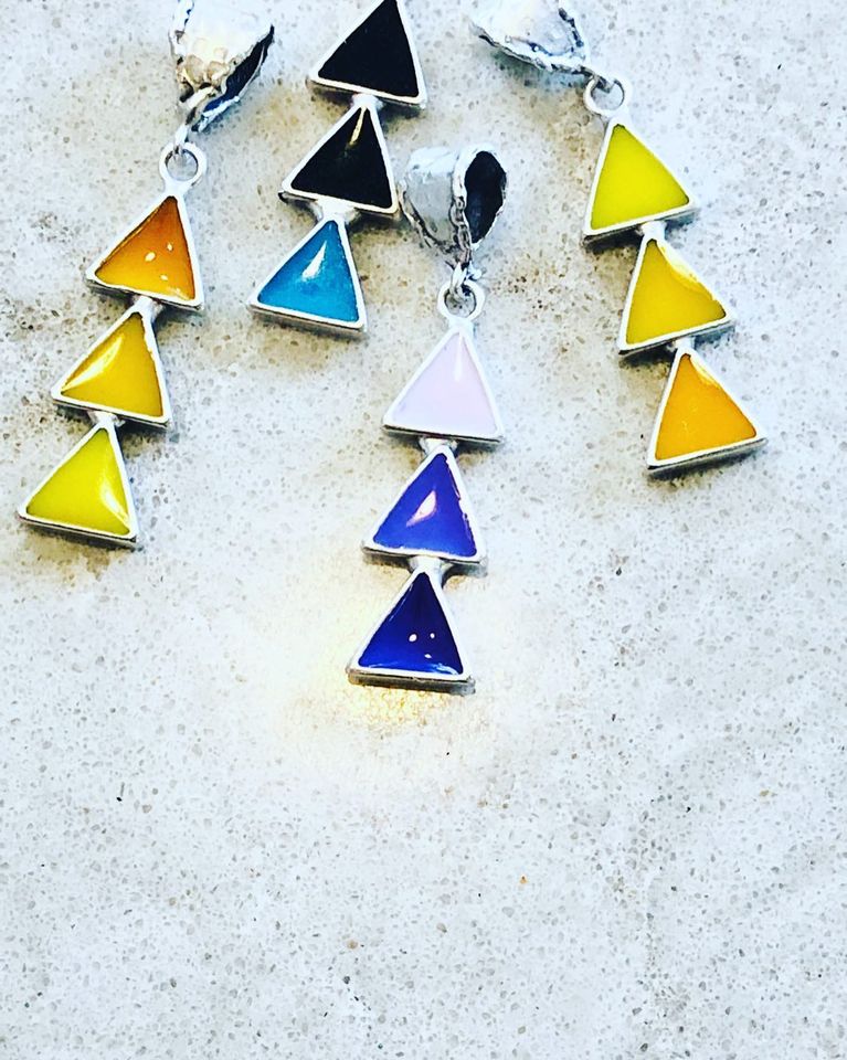 Barnhouse- Necklace- 3 Tier Triangle - 1